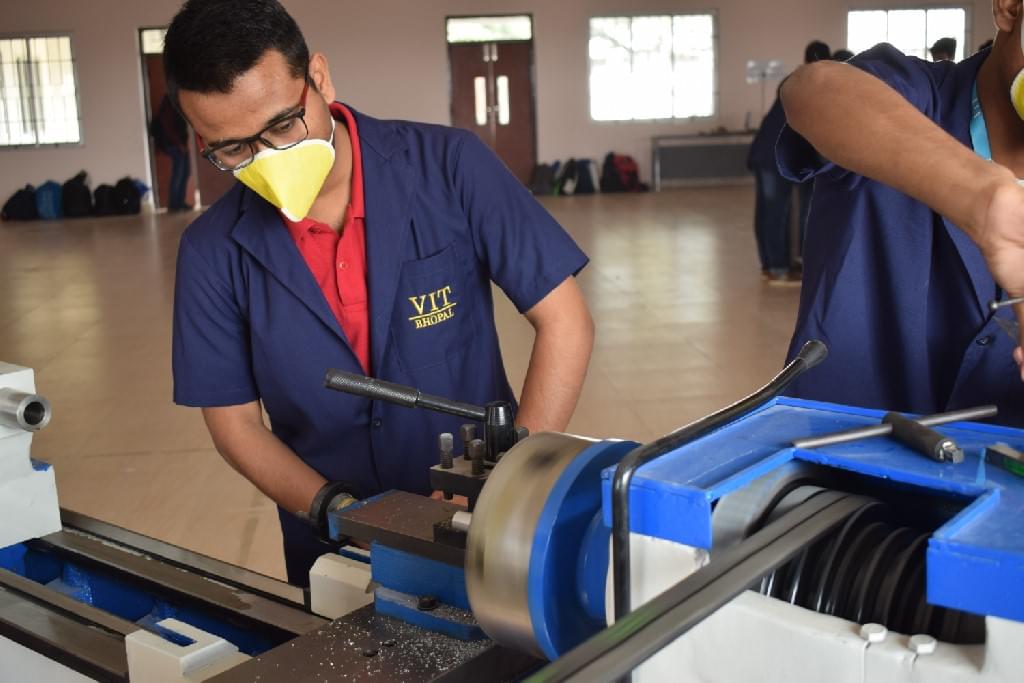 VIT Bhopal Laboratory photo 7