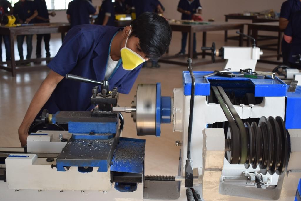 VIT Bhopal Laboratory photo 10