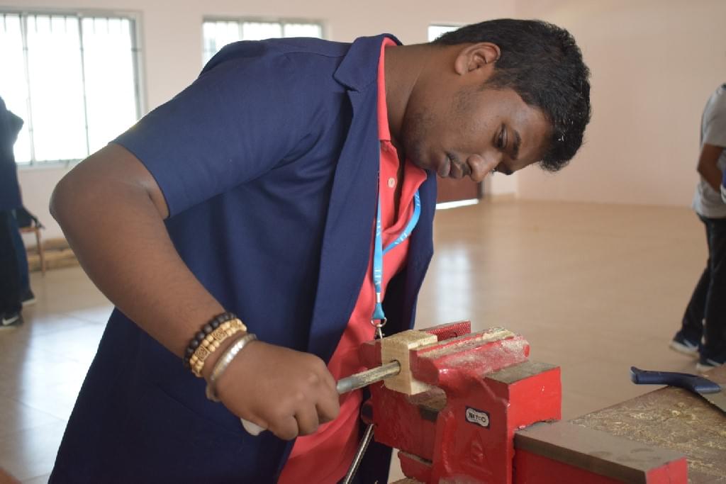 VIT Bhopal Laboratory photo 15