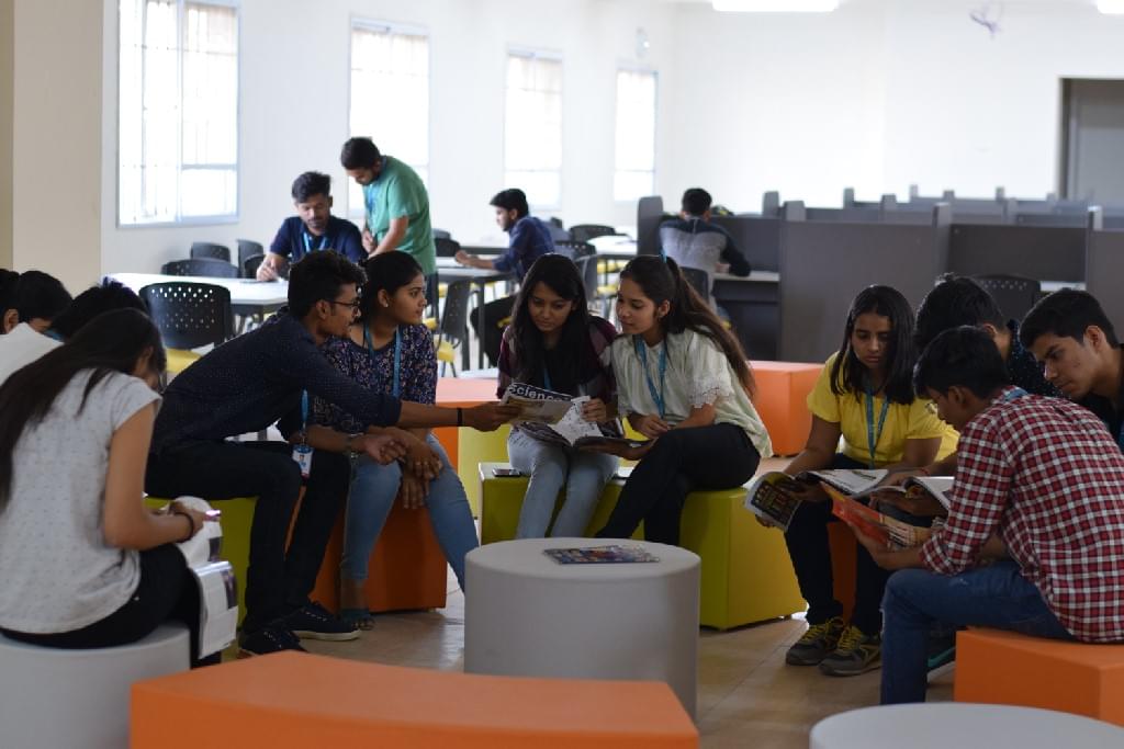 VIT Bhopal Library photo 3