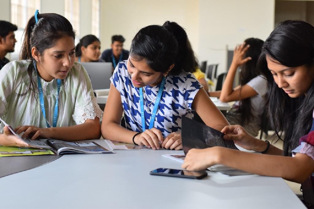 VIT Bhopal Library photo 6