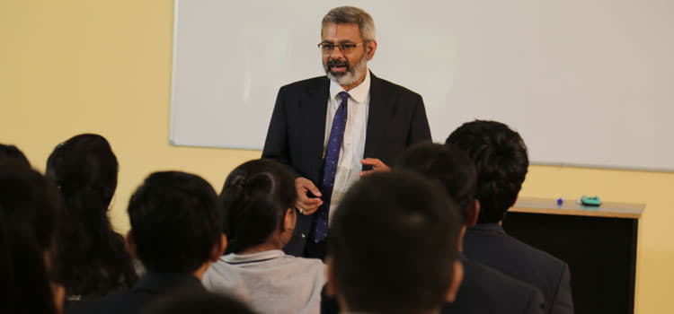 VYASA Business School Bangalore Classroom photo 4