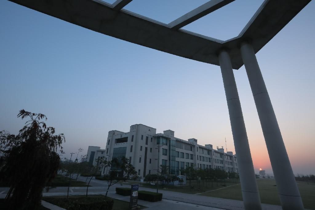 SNU Noida Infrastructure photo 3