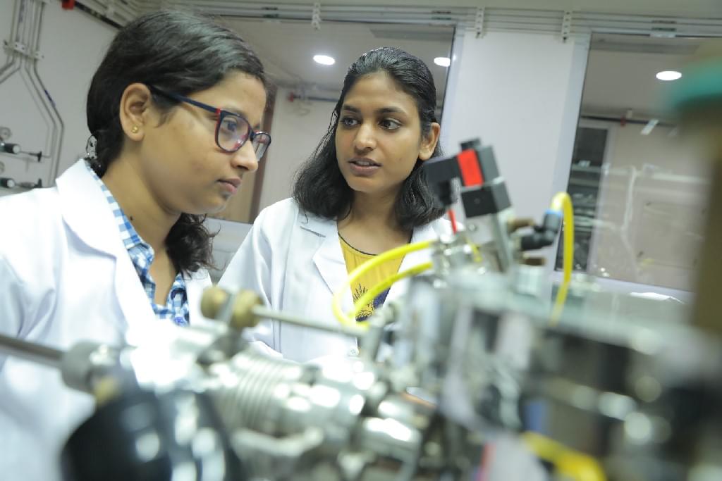 SNU Noida SNU Lab photo 10