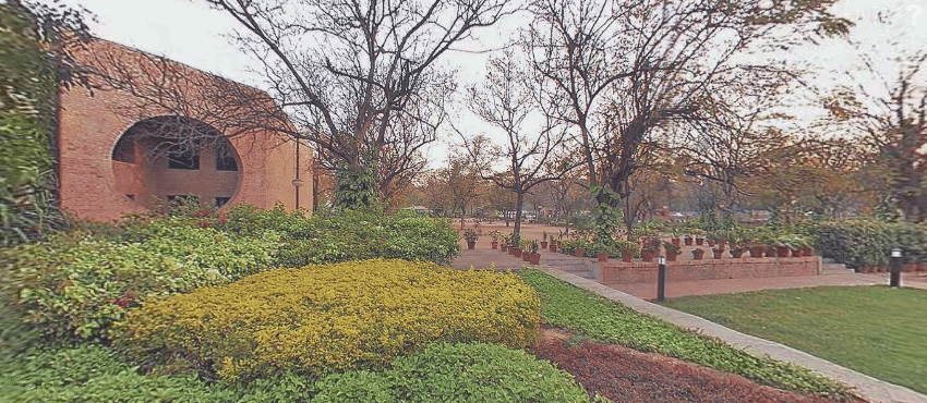 IIM Ahmedabad Campus photo 1