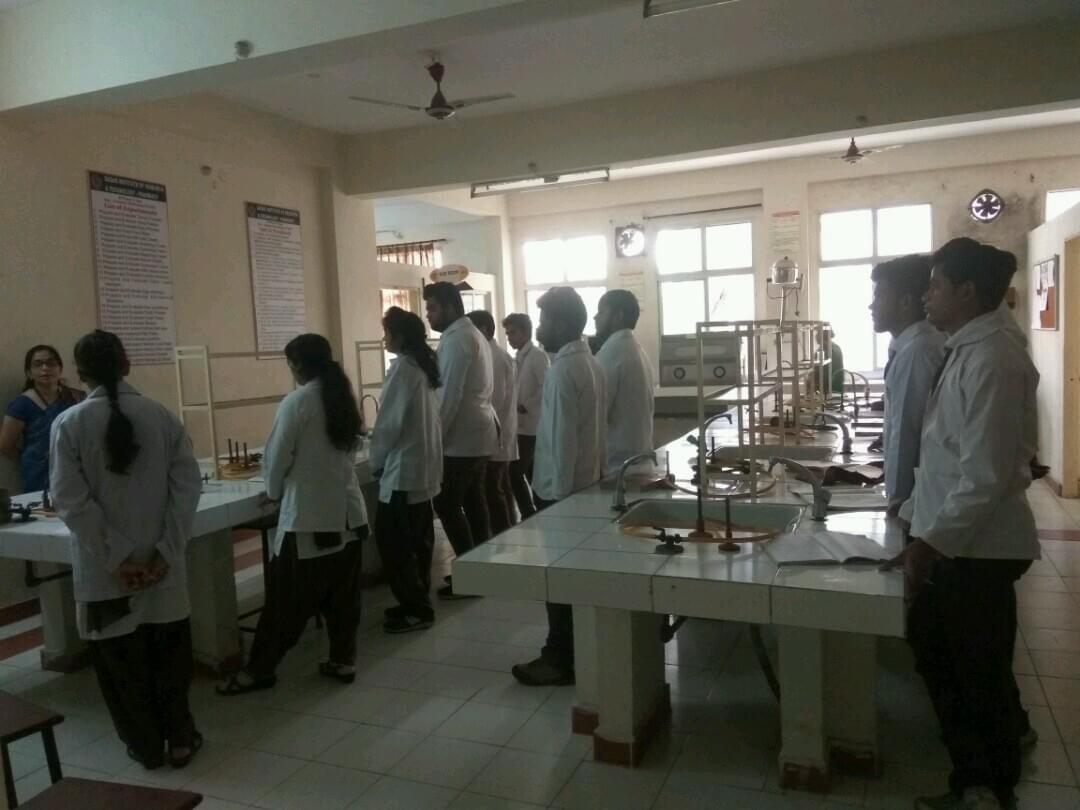 Sagar Institute of Research & Technology Pharmacy Bhopal Laboratory -1 photo 1