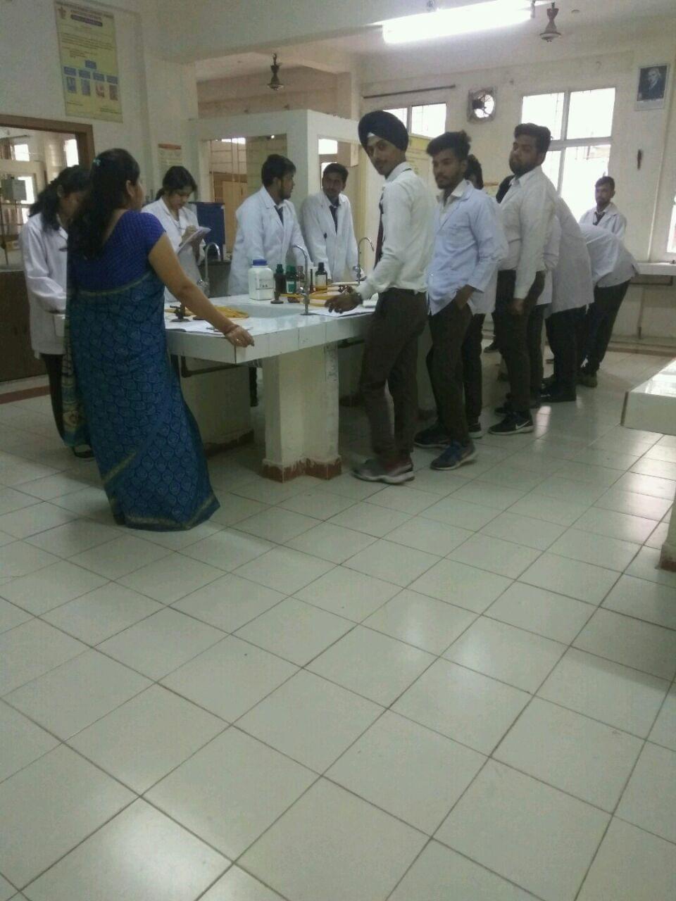 Sagar Institute of Research & Technology Pharmacy Bhopal Laboratory -1 photo 2
