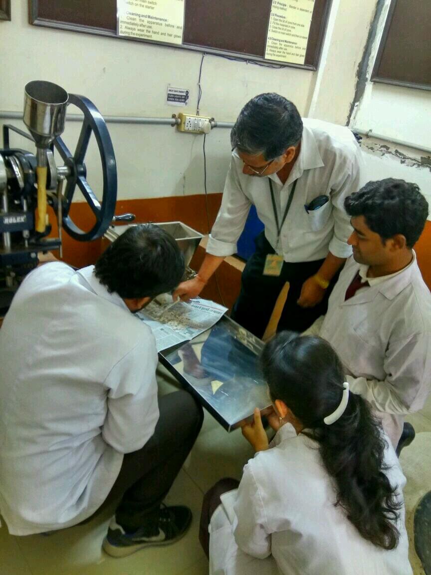 Sagar Institute of Research & Technology Pharmacy Bhopal Laboratory -1 photo 13