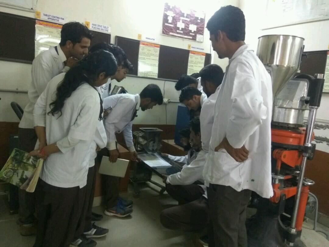 Sagar Institute of Research & Technology Pharmacy Bhopal Student Corner photo 5