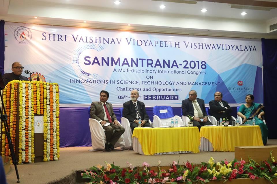 Shri Vaishnav Vidyapeeth Vishwavidyalaya University Function photo 4