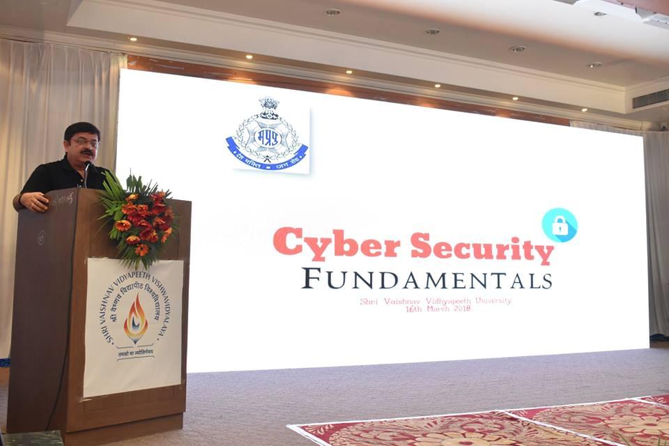 Shri Vaishnav Vidyapeeth Vishwavidyalaya University Function photo 9