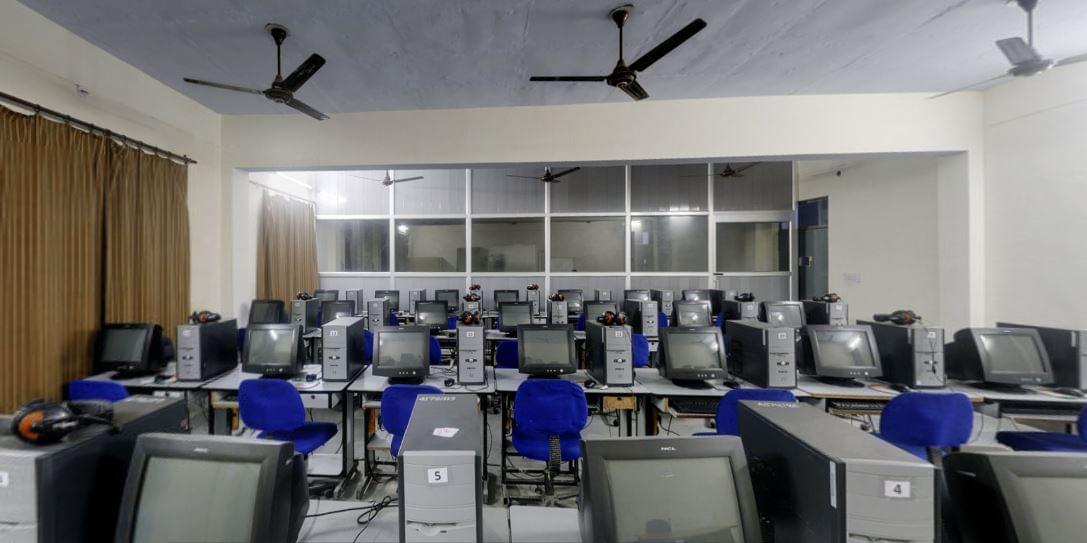 Amrapali University Haldwani hostel photo 4