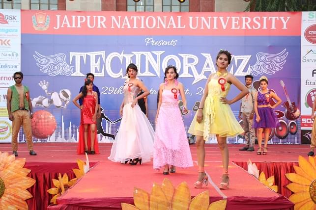 School of Distance Education and Learning, Jaipur National University JNU Events photo 6