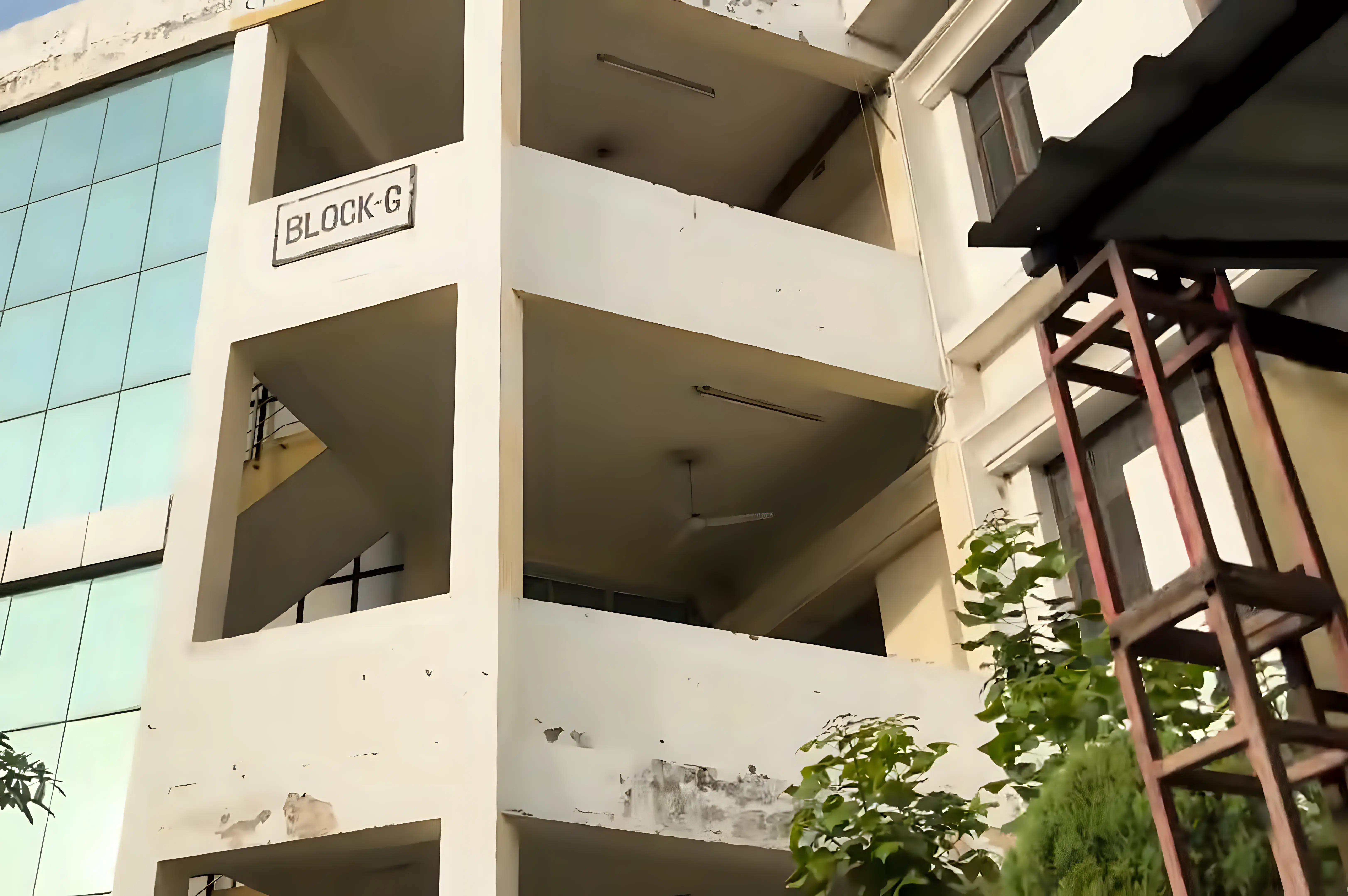 SVIET Chandigarh Academic  Building photo 1