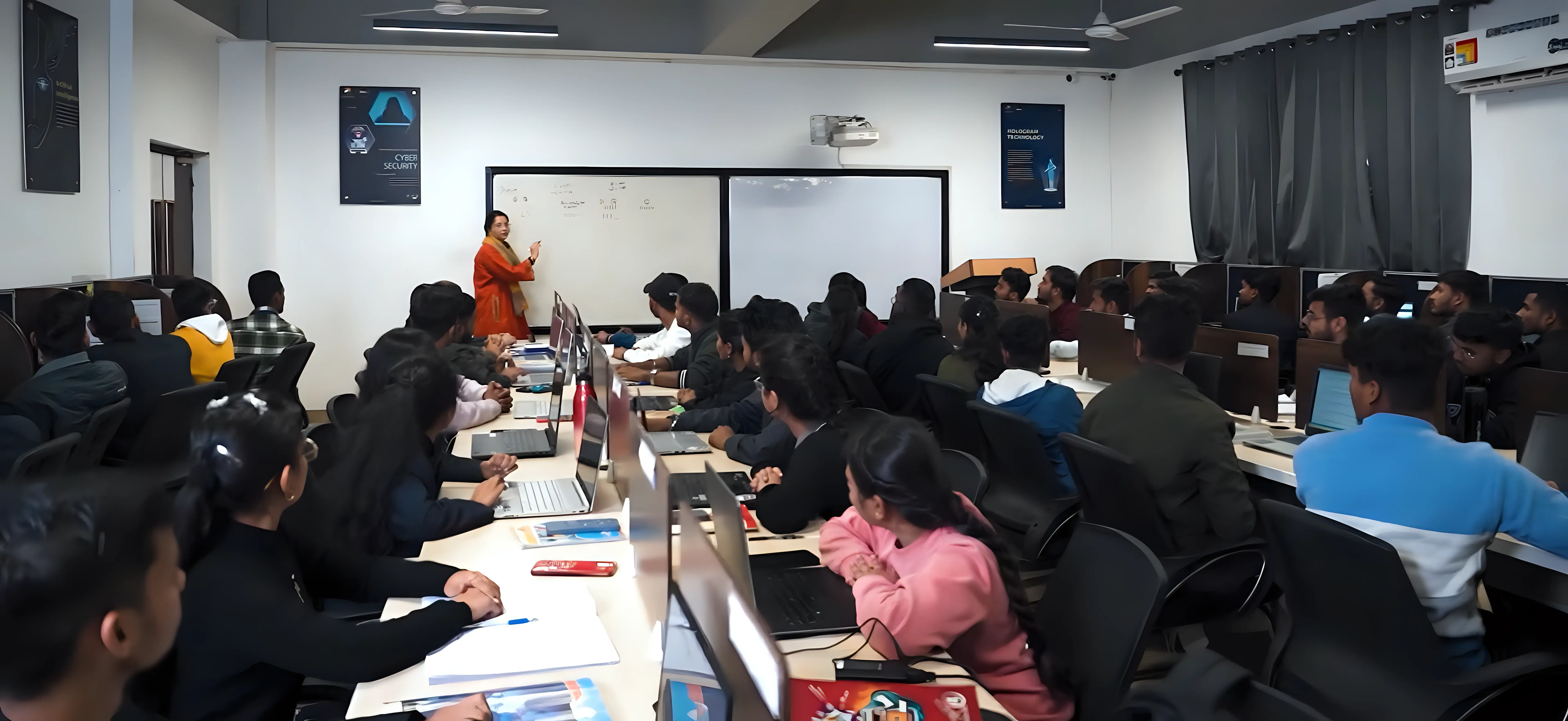 SVIET Chandigarh Academic  Building photo 6