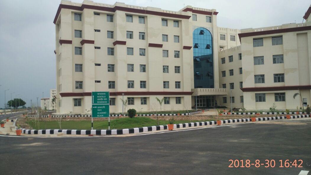 Government Medical College Bharatpur infrastructure photo 4
