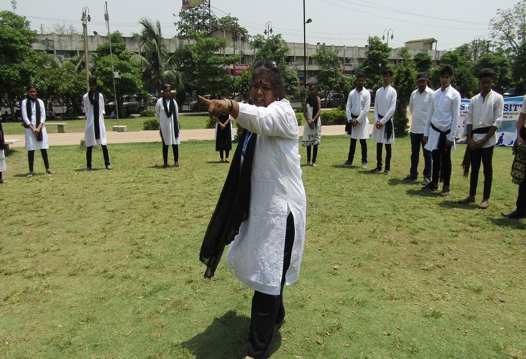 MATS University Raipur Nukkad Natak on women safety photo 3