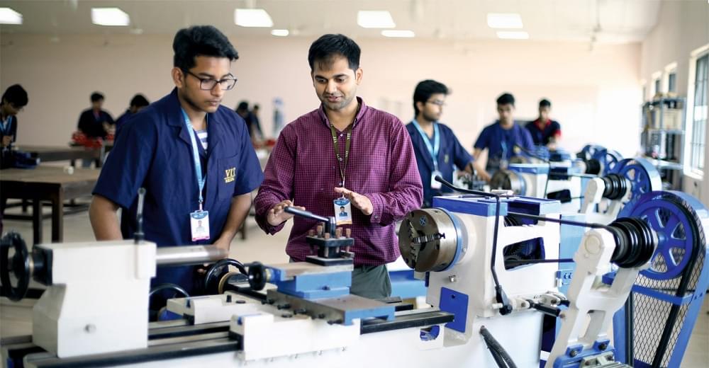 VIT Bhopal Curriculums photo 3