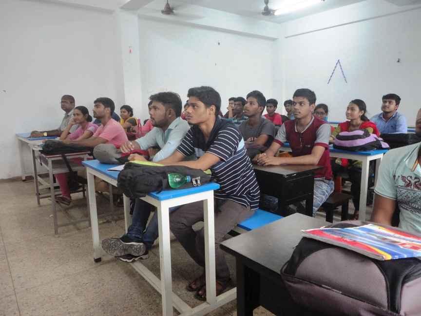 MBC Institute of Engineering & Technology Bardhaman Classrooms photo 4