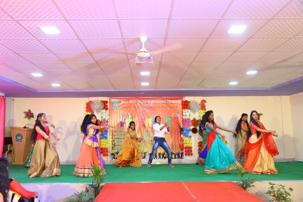 MRCEW Freshers Day-2K18 photo 10