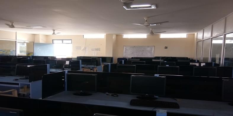 Samskruti College of Engineering and Technology Hyderabad Campus Labs photo 9