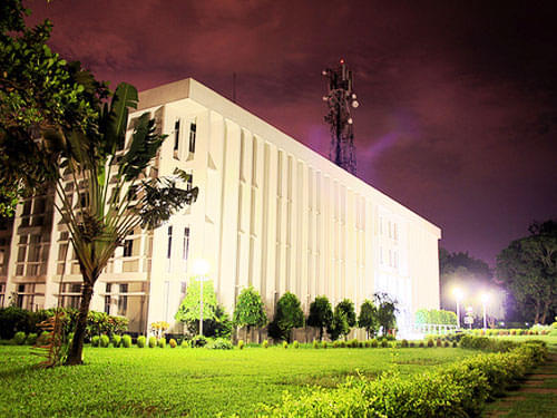 IIM Calcutta Academic Building photo 4