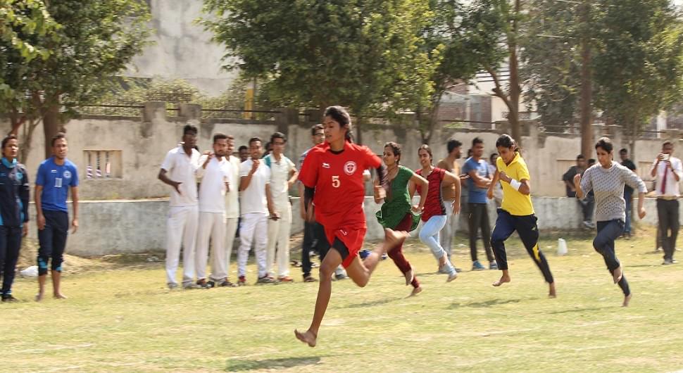 IMRT Business School Sports photo 12