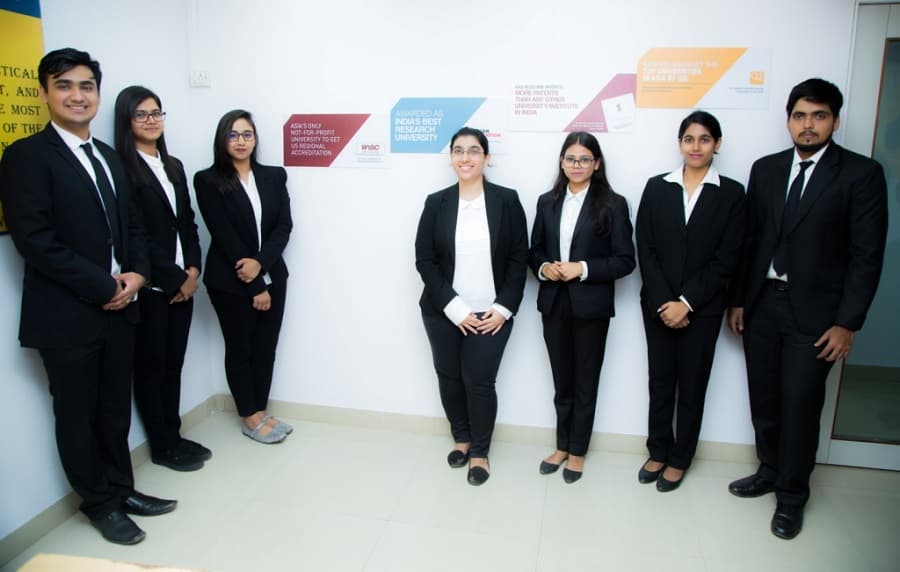 Amity Global Business School Malad Campus photo 3