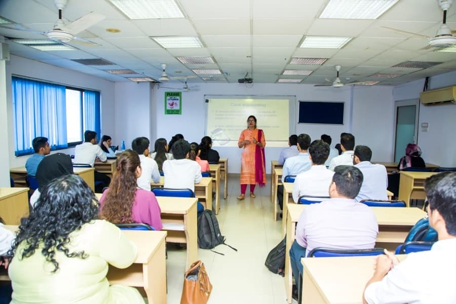 Amity Global Business School Malad Campus photo 6