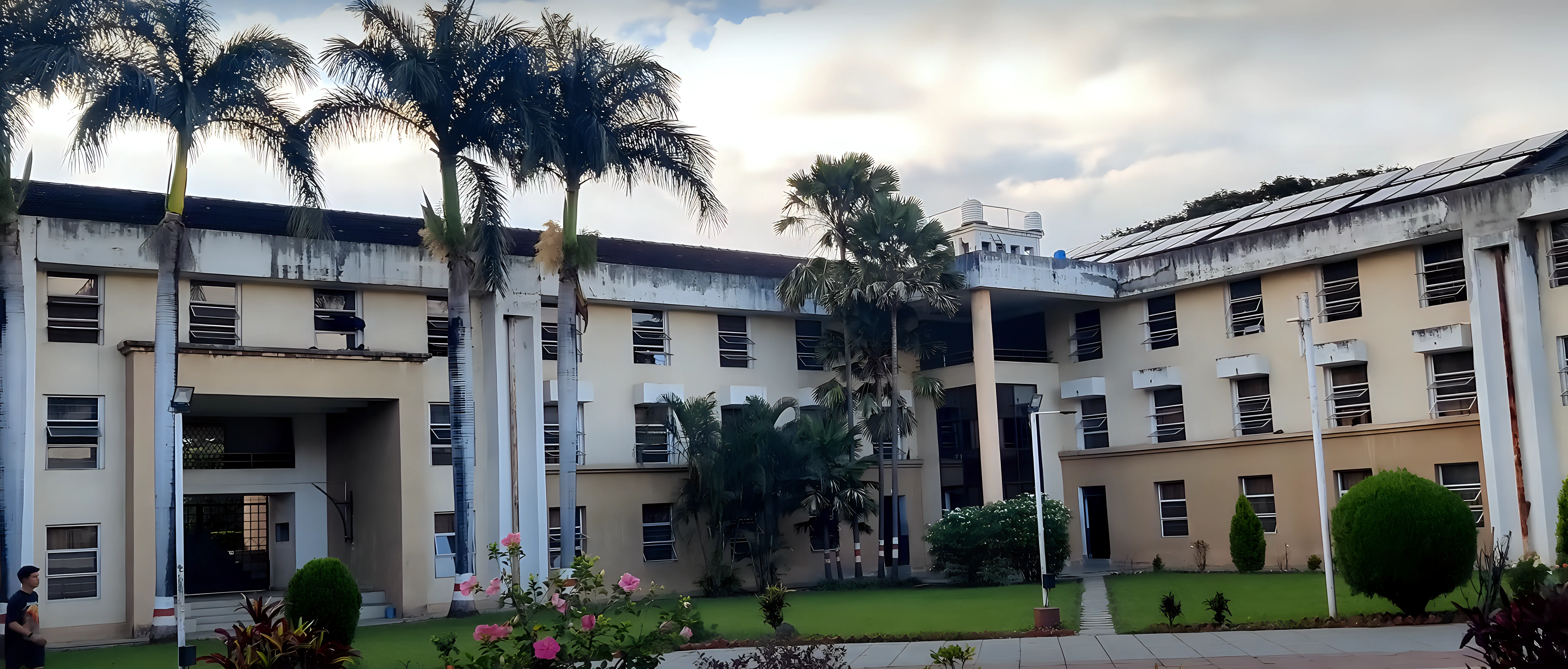 Tolani Maritime Institute Pune Hostel photo 1
