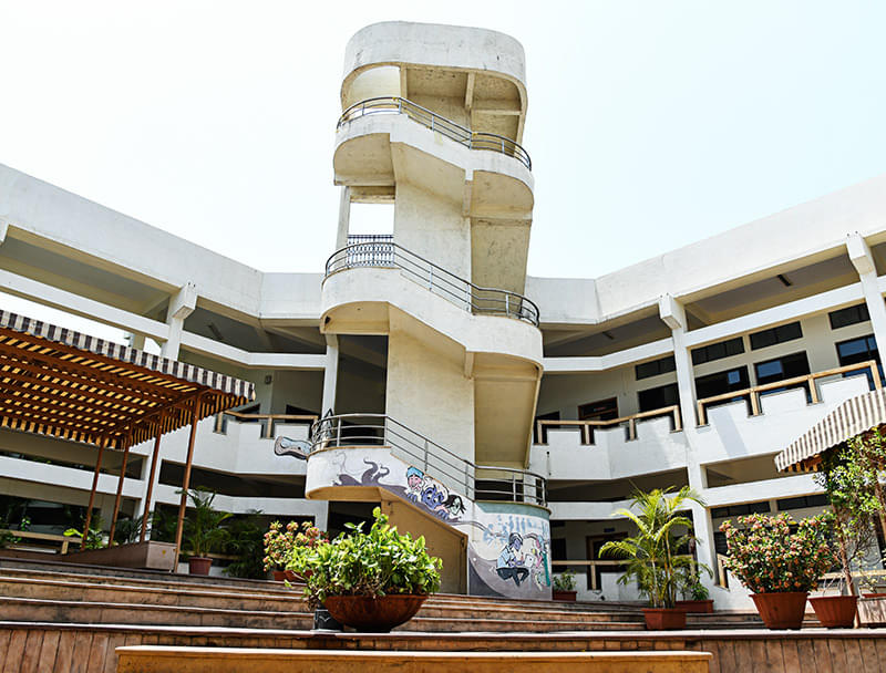 DYPIU Campus photo 17