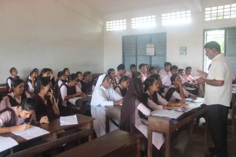 Sacred Heart College Dakshin Kannada College Pictures photo 3