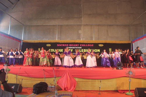 Sacred Heart College Dakshin Kannada College Pictures photo 4