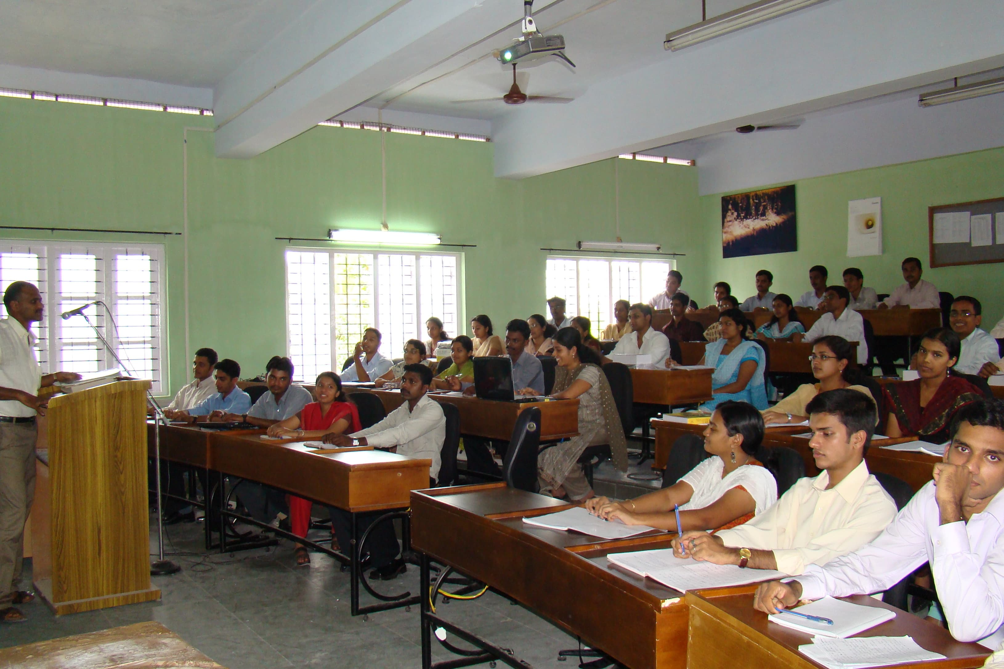 St. Berchmans College Kottayam Campus Pictures photo 2