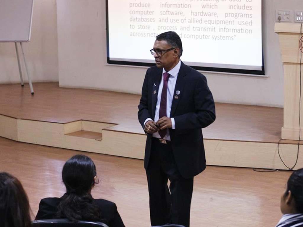 Symbiosis International University Hyderabad Infrastructure And Building photo 1