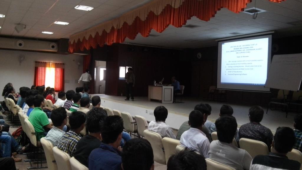 Shri Maneklal M. Patel Institute of Sciences and Research Gandhinagar Event photo 4