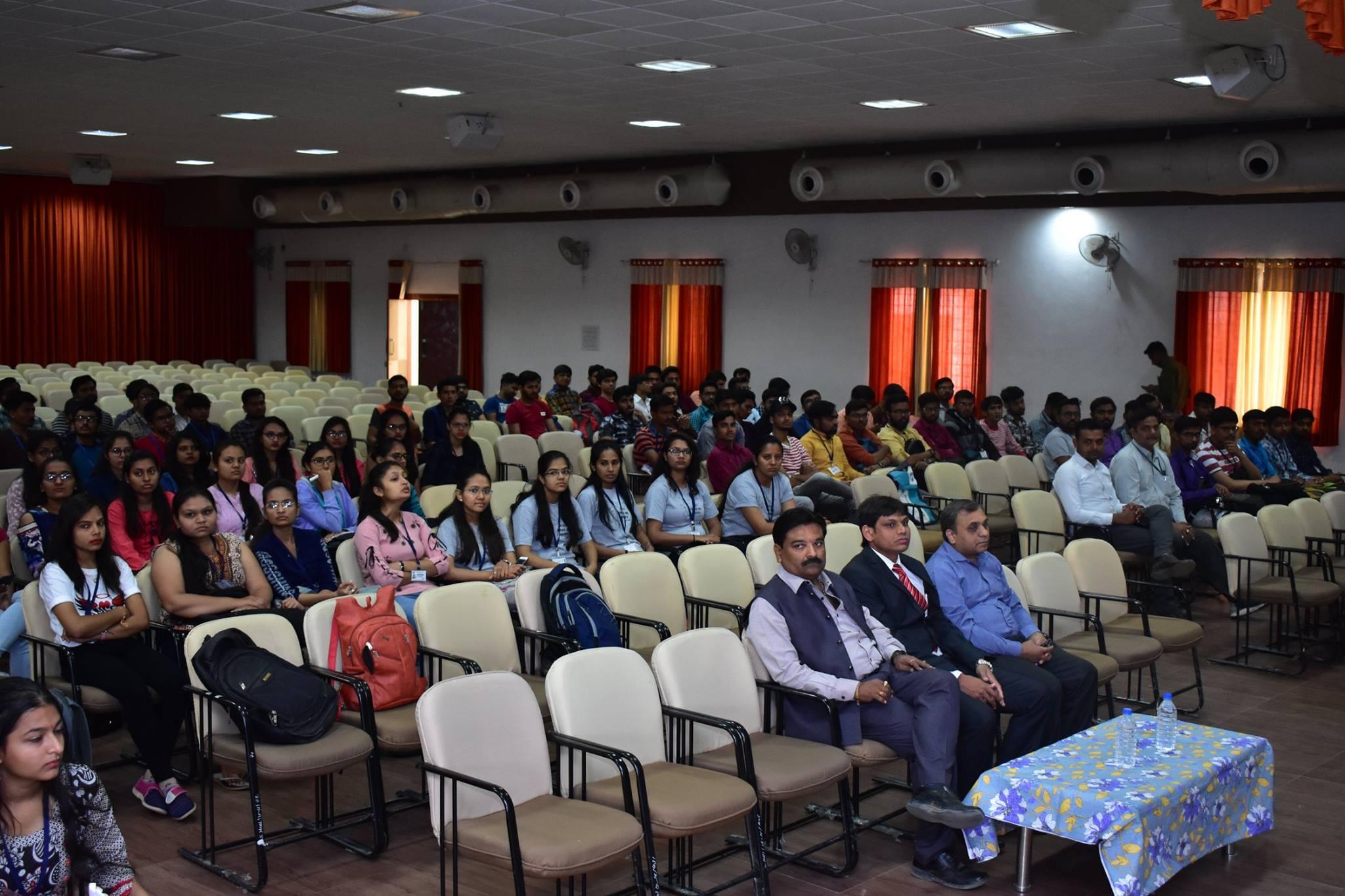 Shri Maneklal M. Patel Institute of Sciences and Research Gandhinagar Seminar photo 5