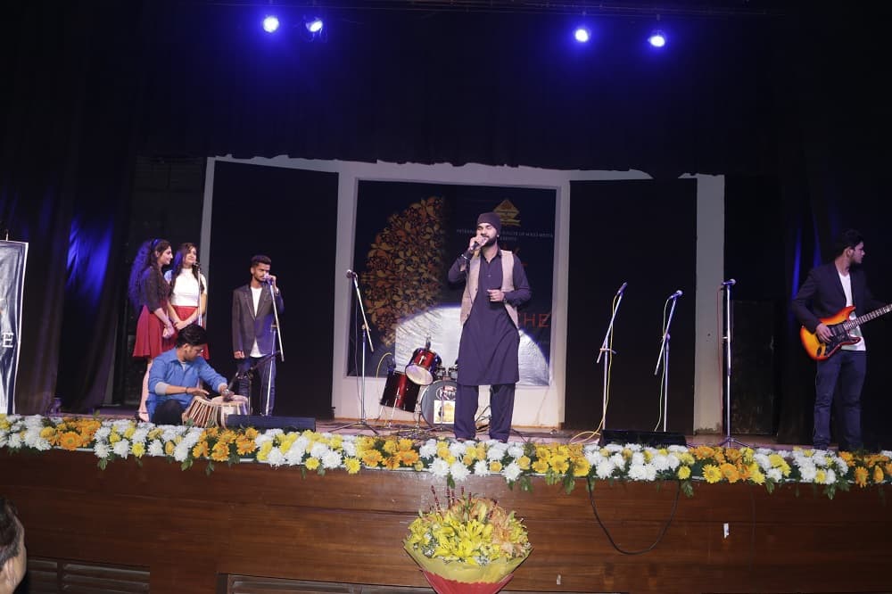 International Institute of Mass Media New Delhi College Function photo 2