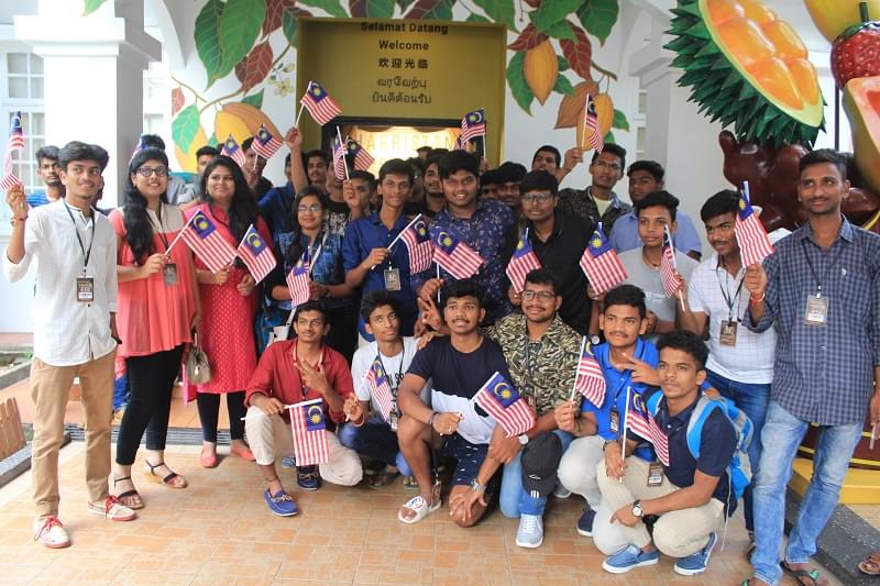 Vainavi Educational Institutions Hyderabad Malaysian Pics photo 3