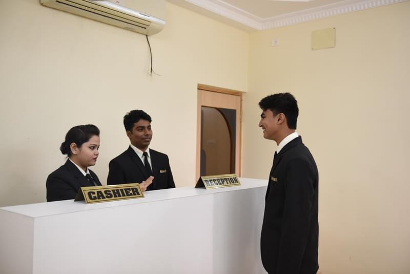 NIMAS Kolkata Curricular Activities photo 9