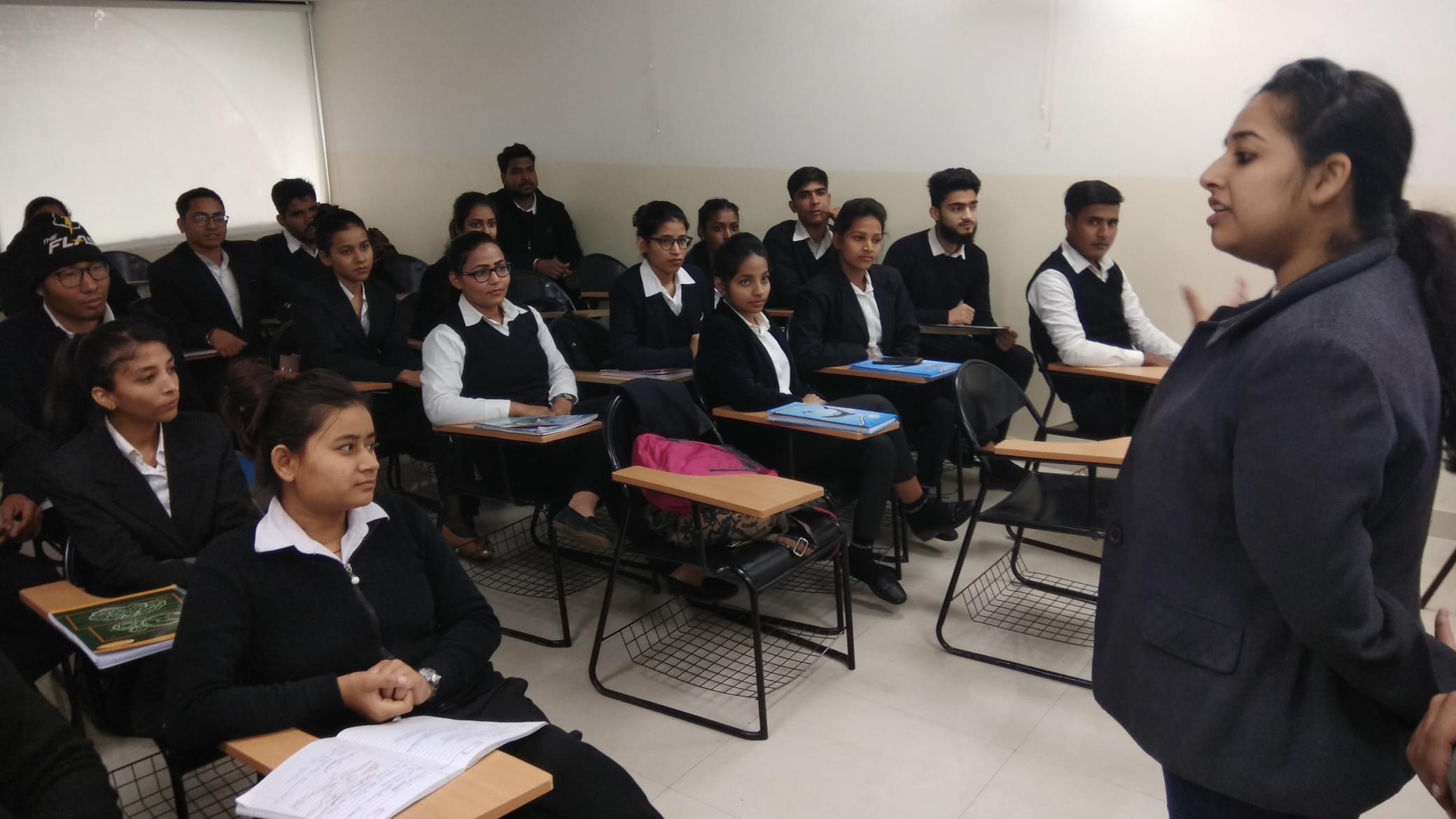 Max SkillFirst Saket New Delhi Classrooms photo 3