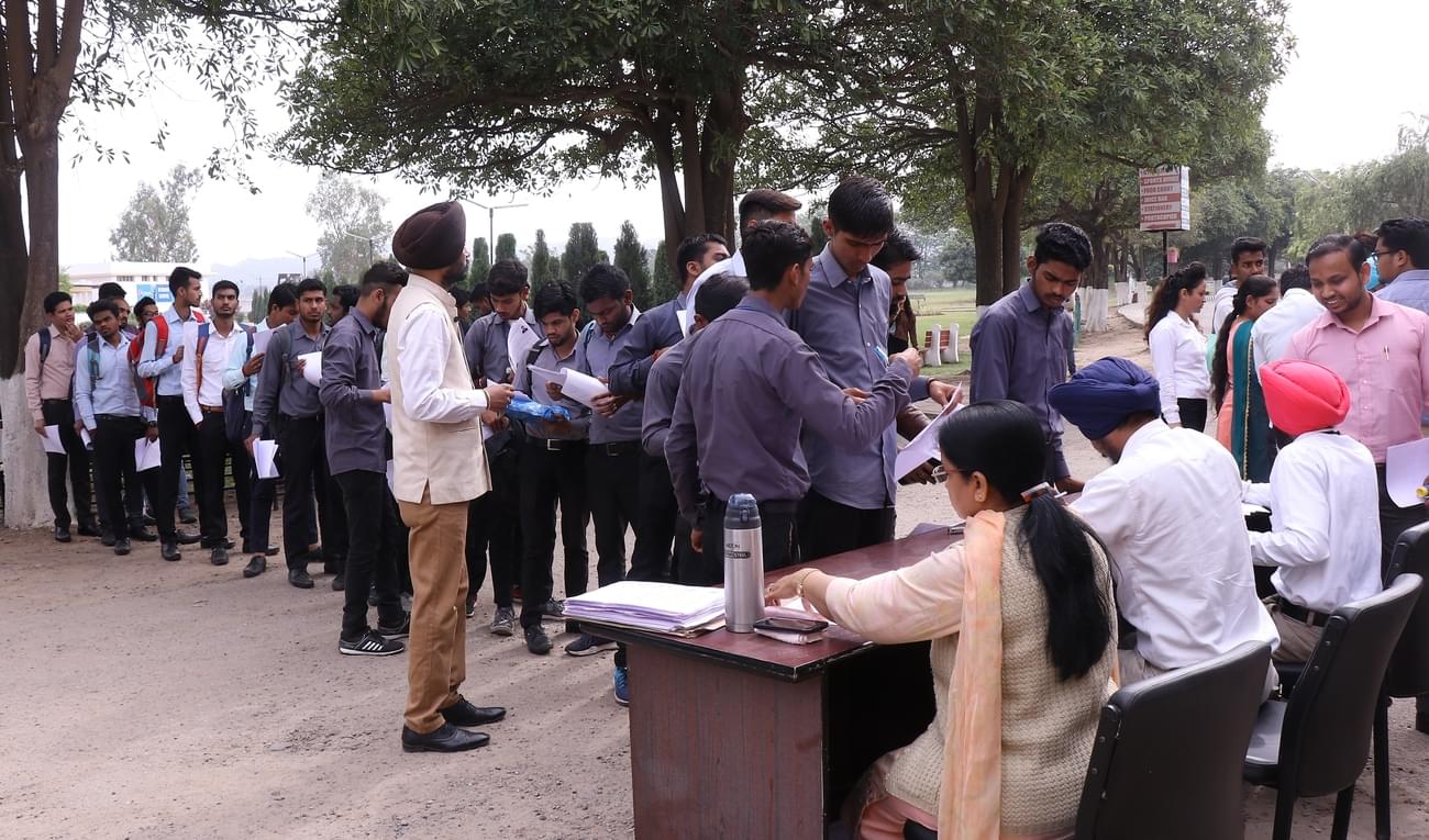 Indo Global Group of Colleges Mohali Job Fair photo 10