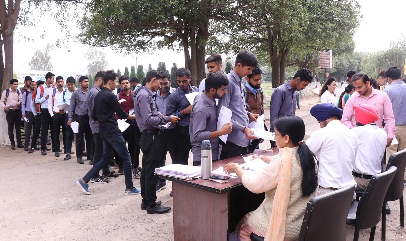 Indo Global Group of Colleges Mohali Job Fair photo 9