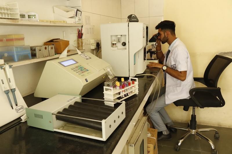 Dolphin PG Institute of BioMedical & Natural Sciences Dehradun Campus and Building photo 4