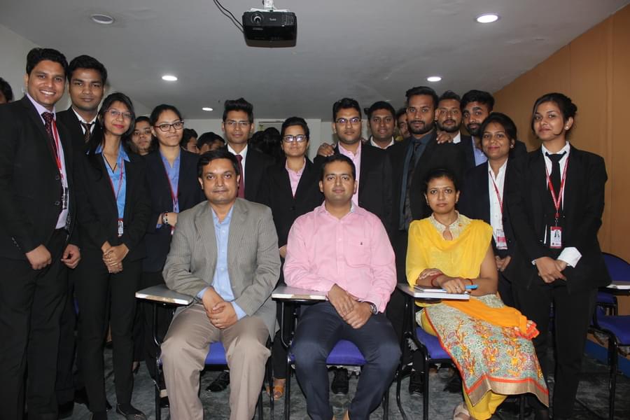 TKWs Institute of Banking & Finance New Delhi Industry Interface photo 3