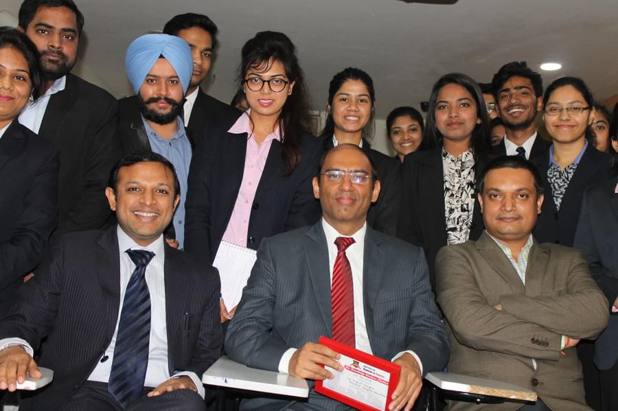 TKWs Institute of Banking & Finance New Delhi Industry Interface photo 5