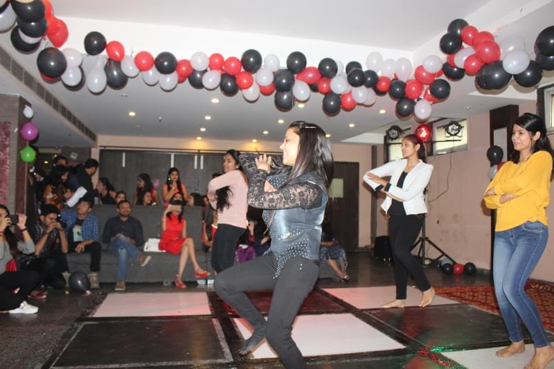 TKWs Institute of Banking & Finance New Delhi Events photo 5