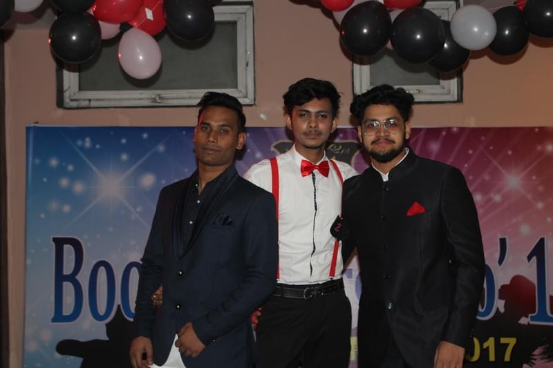 TKWs Institute of Banking & Finance New Delhi Events photo 8