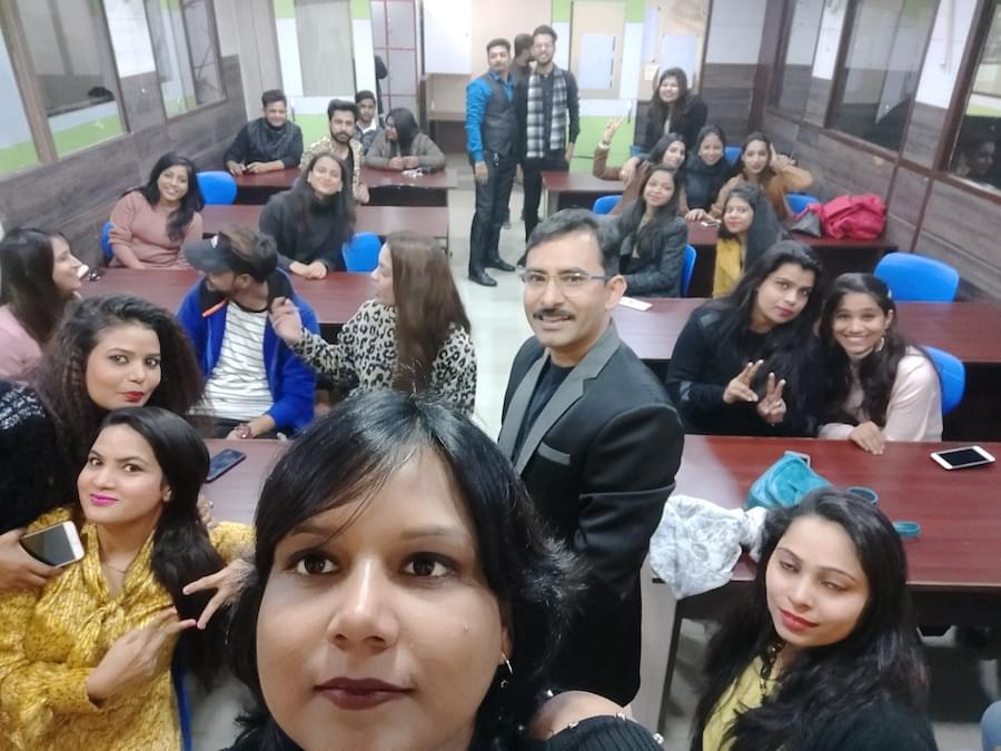 Hues & Style Institute of Design and Management Ghaziabad HUes photo 1