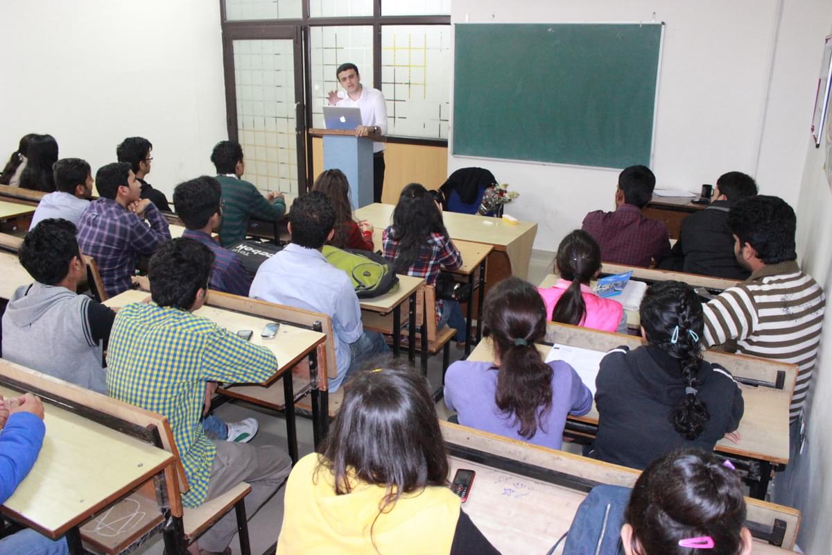 JIMS Vasant Kunj II Classrooms photo 3